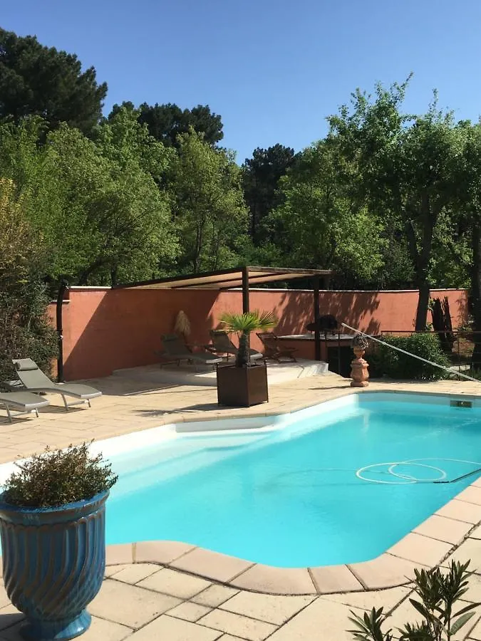 Villa Le Bois De La Cour à Roussillon en Isere 0*,